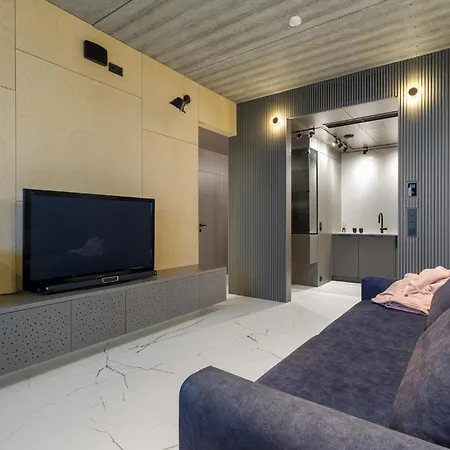 Lai 15a 2018 And 4018 * Pärnu